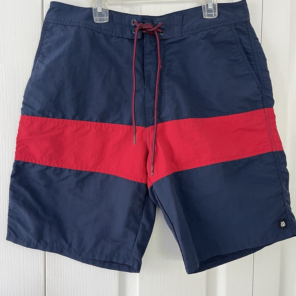 Free World Mens Size 32 Board Shorts Navy And Red Color Block